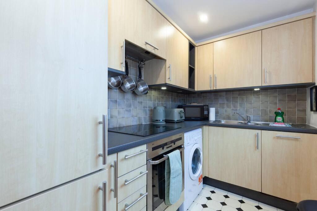 Apartment In The Heart Of The City Centre, Live Like A Local Οξφόρδη Εξωτερικό φωτογραφία